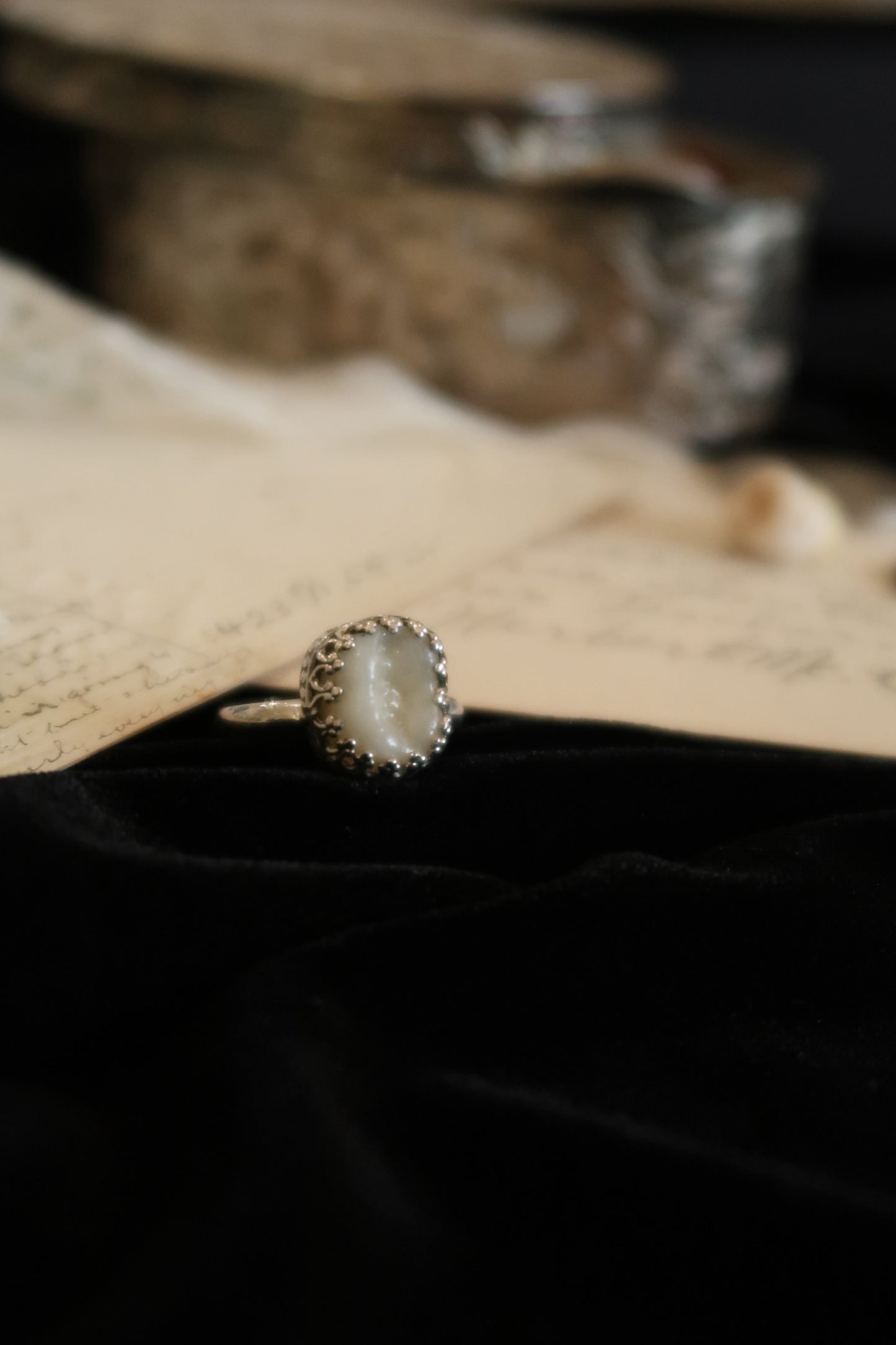 Crown Bezel Tooth Ring -Size 7.5