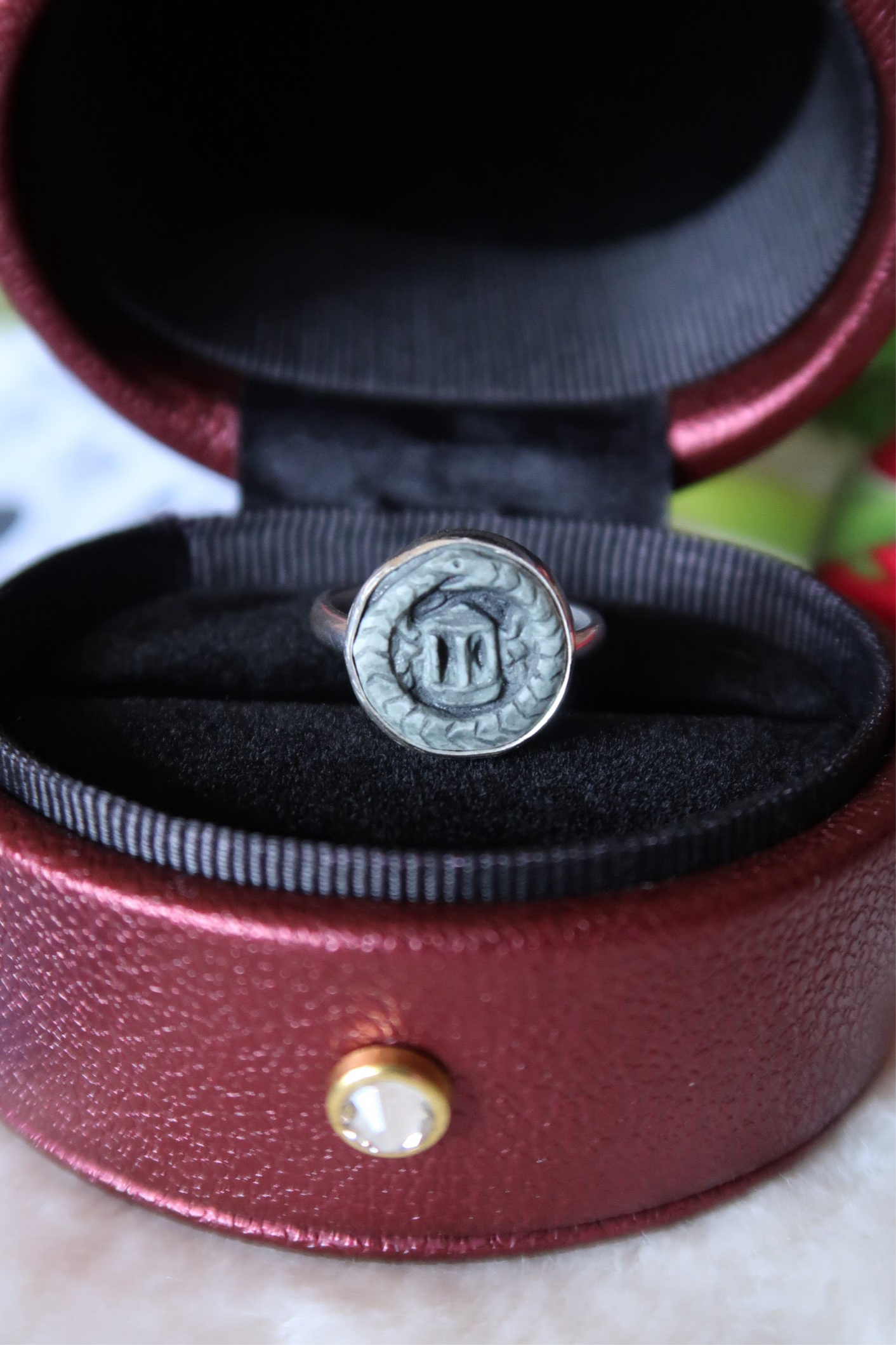 Ouroboros Hourglass Ring -Size 6.5