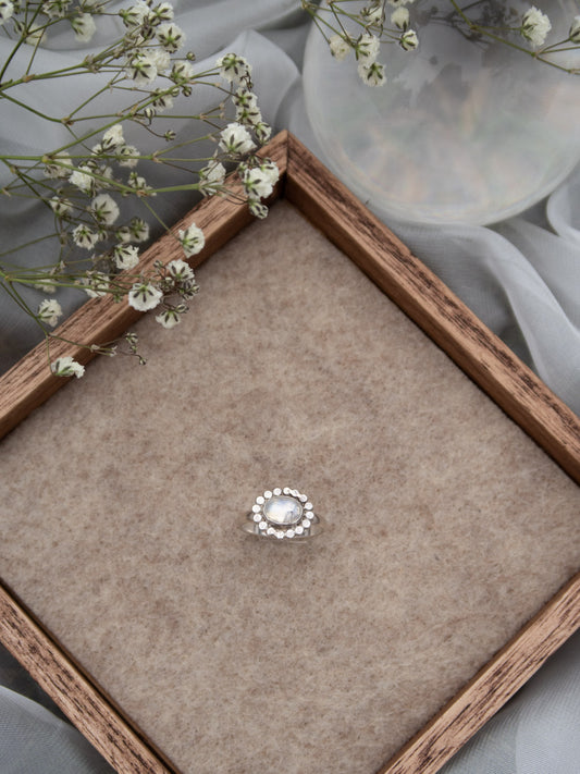 Oval Moonstone Ring -Size 7